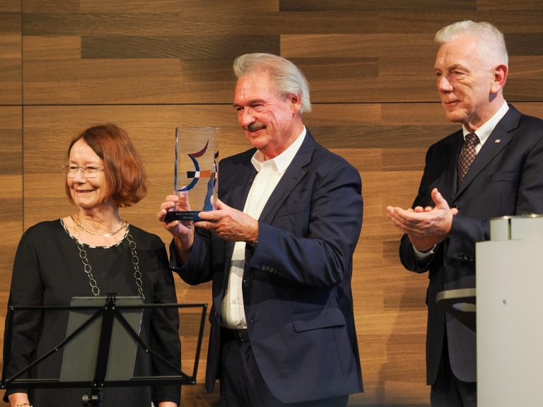 Jean Asselborn mit der Ehrenvorsitzenden von Diaphania, Evelyne Gebhardt, und dem Heilbronner OB Harry Mergel.